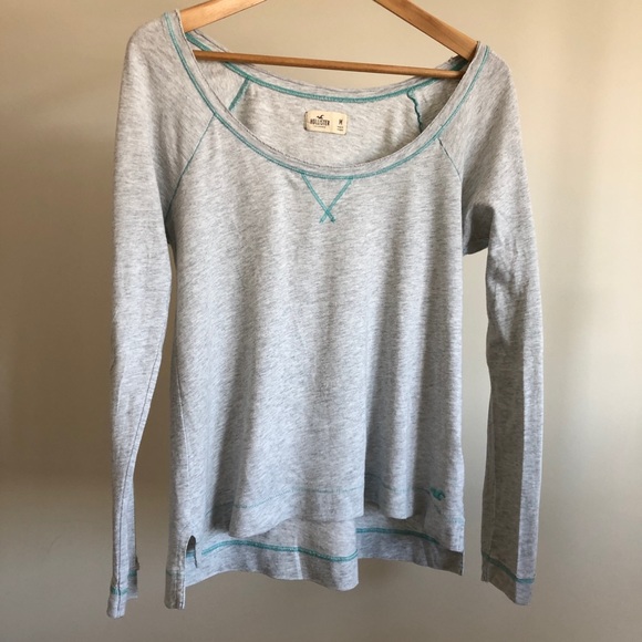 Hollister Scoop Neck Long Sleeve - Picture 1 of 3